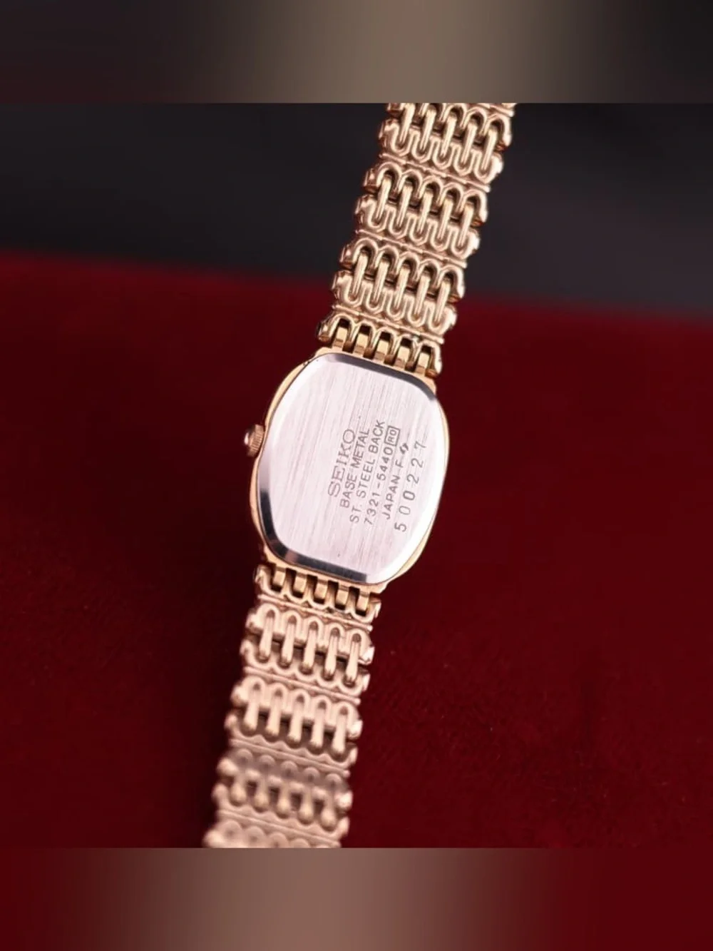 Vintage 1985 Seiko Quartz 7321-5440 Women’s Watch